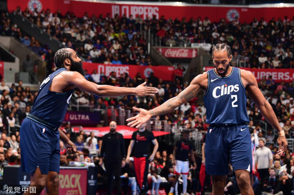 与他们极为 与他们极为