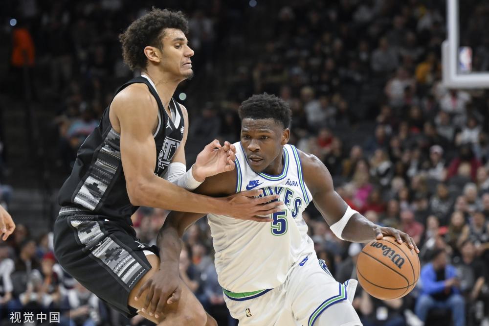 保持着强势 保持着强势